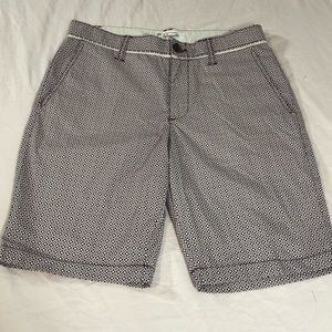 Penguin patterned shorts. MENS SIZE 10